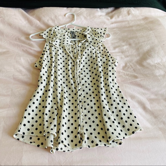 NWOT Anthropologie textured tank blouse - Picture 4 of 4